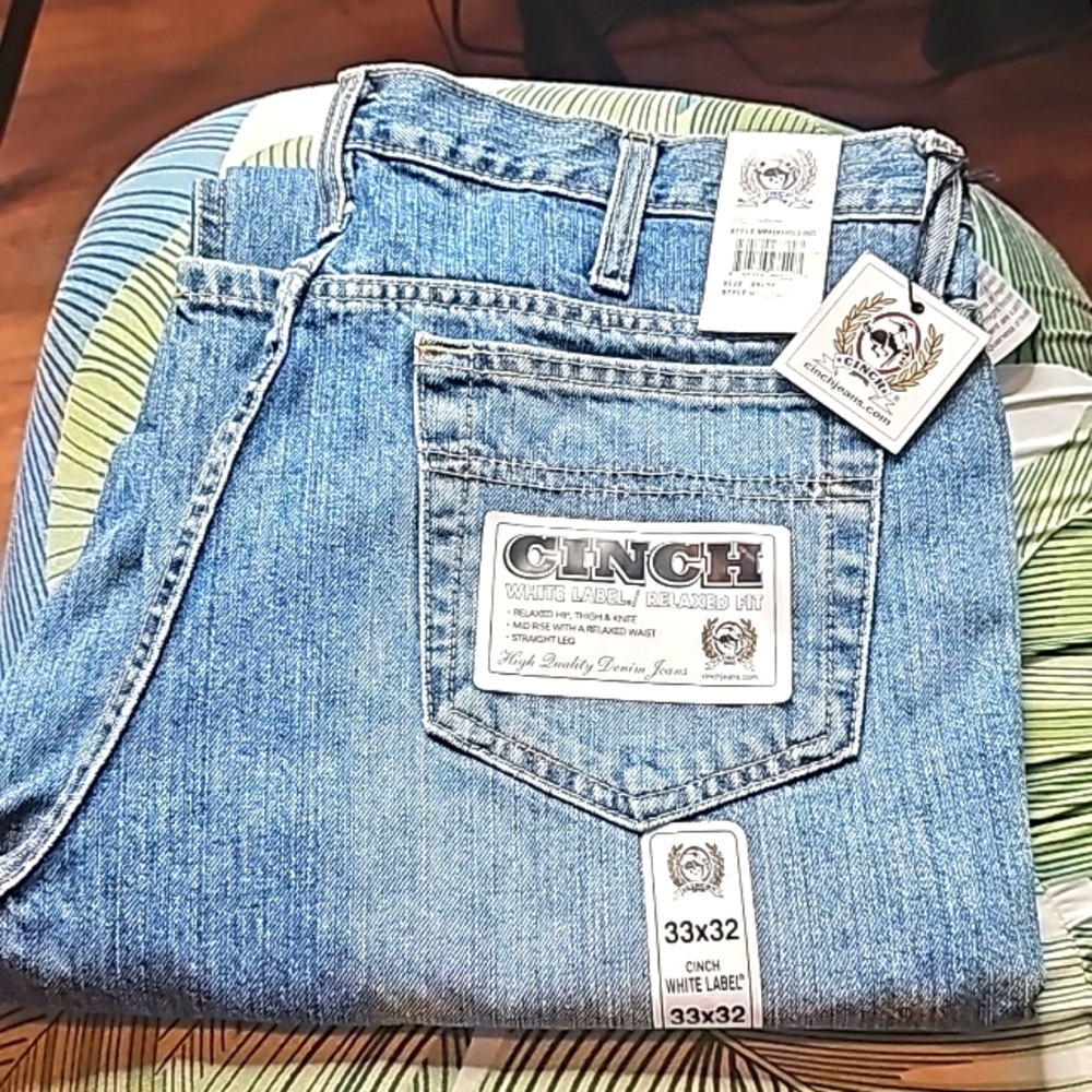 Cinch White Label, Relaxed fit mens Jeans. NWT